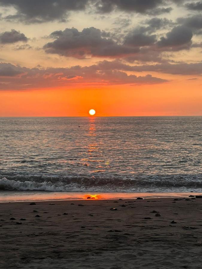 Sunset Appart, T2 Avec Vue Mer Et Plage A 1 Km Le Carbet Esterno foto
